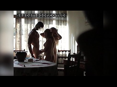 ❤️ Seks dostları nəhəng kişini və onunla birlikdə bir üçlüyü dəvət edirlər ️ Porno pornoda az.onetubes.top ❌