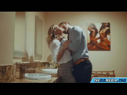 ❤️ Döşlü sarışın sizi ictimai tualetdə aldatdıqda ️ Porno pornoda az.onetubes.top ❌